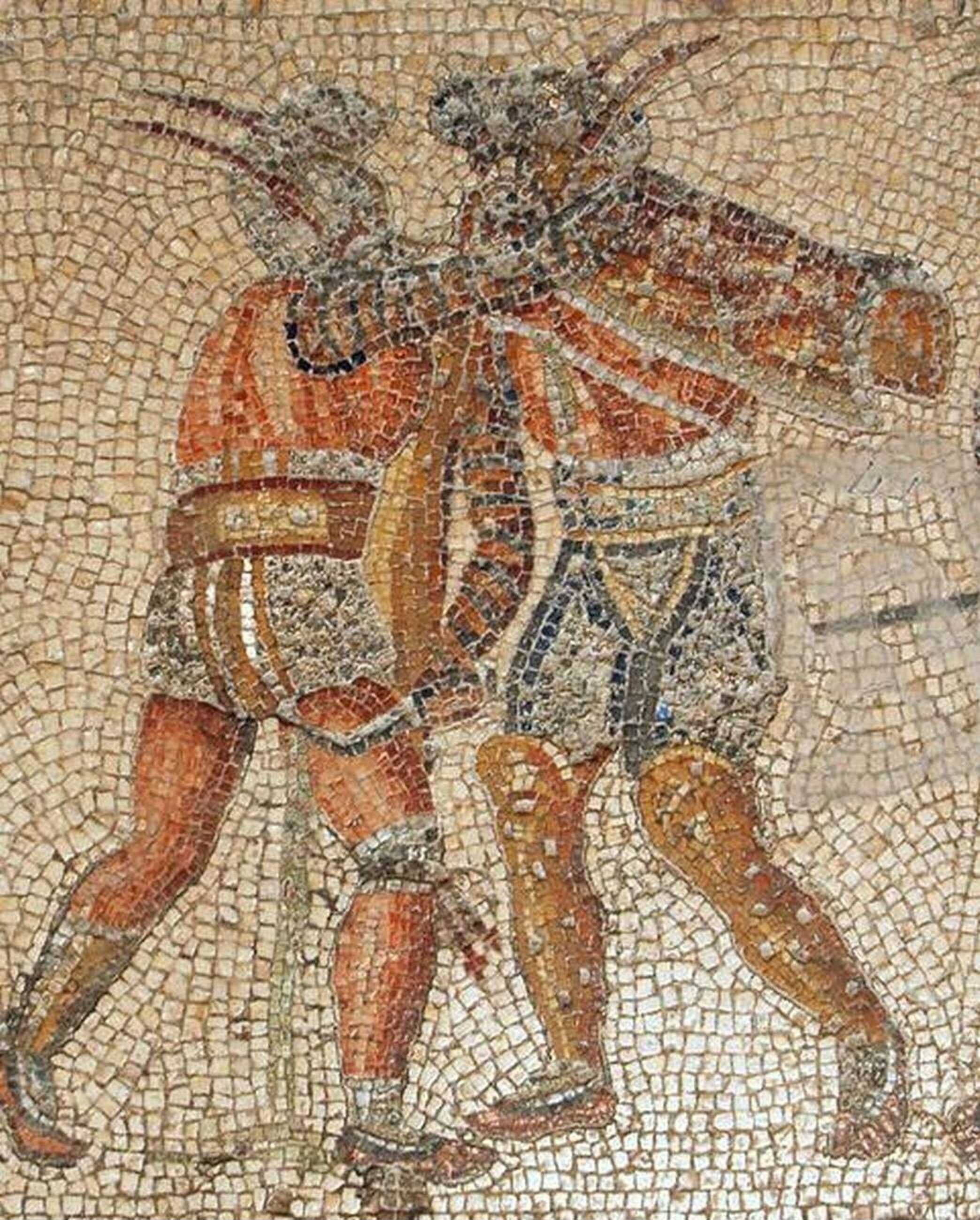 A murmillo faces a Thracian in this scene from the Zliten mosaic