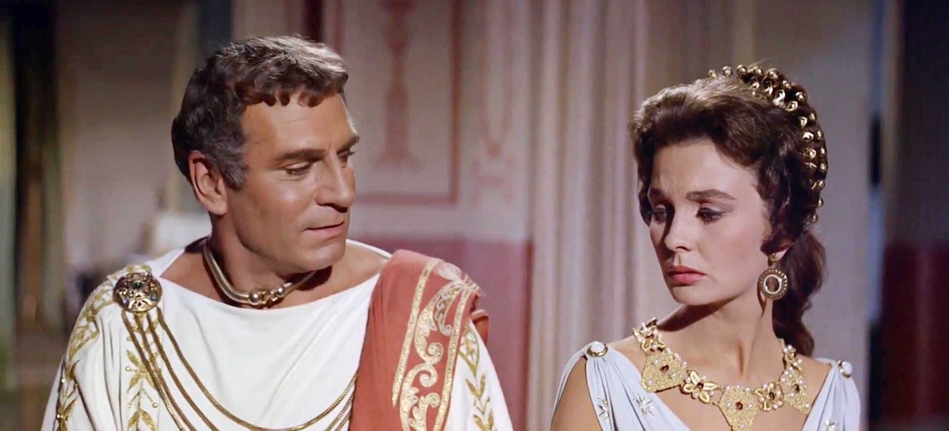 Laurence Olivier as Crassus in Stanley Kubrick’s Spartacus, Jean Simmons on the right