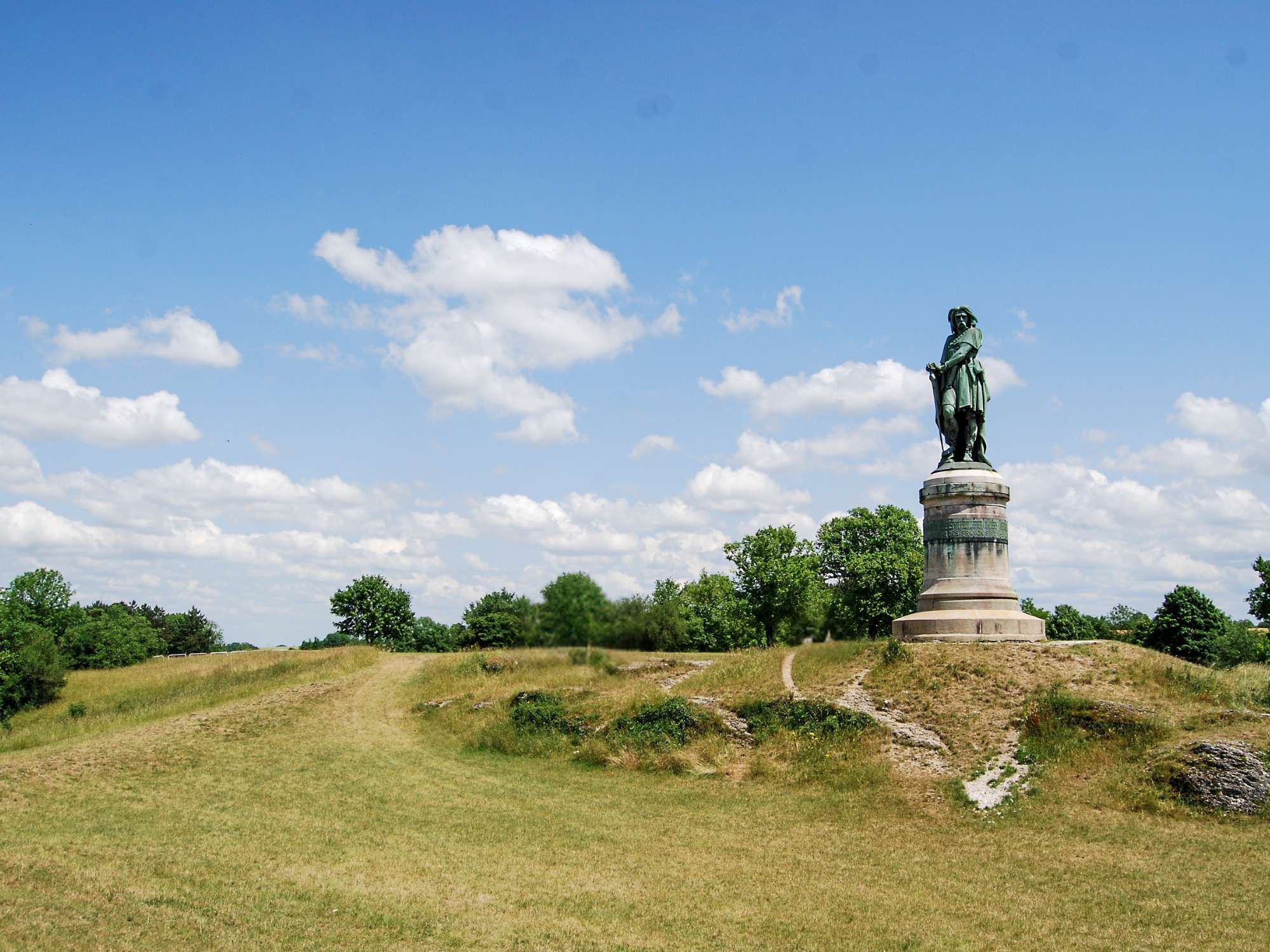 Statue of Vercingetorix in Alessia