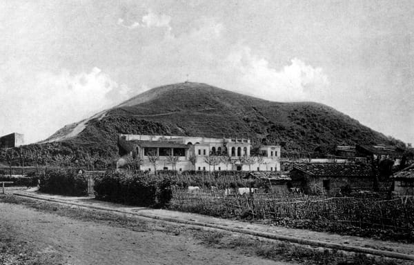 View of Monte Testaccio in the early 20th century